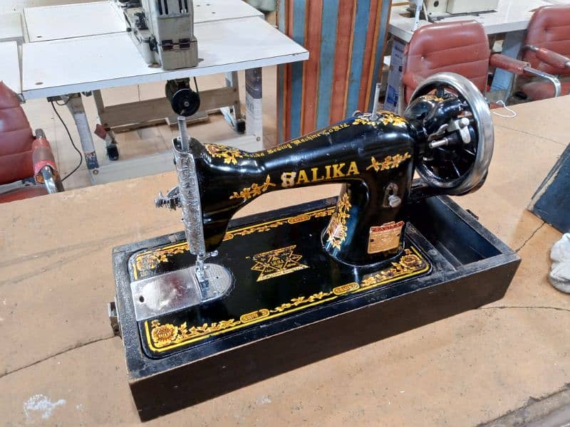 original old salika sewing machine 3