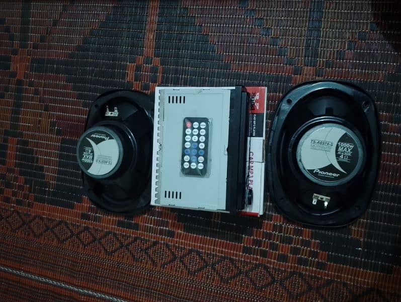 Car bluetooth and speakers 1