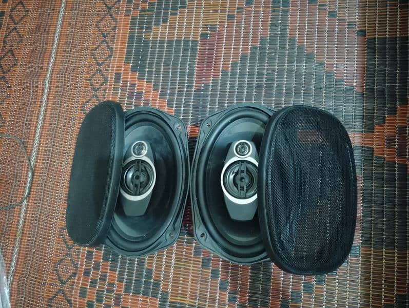 Car bluetooth and speakers 2