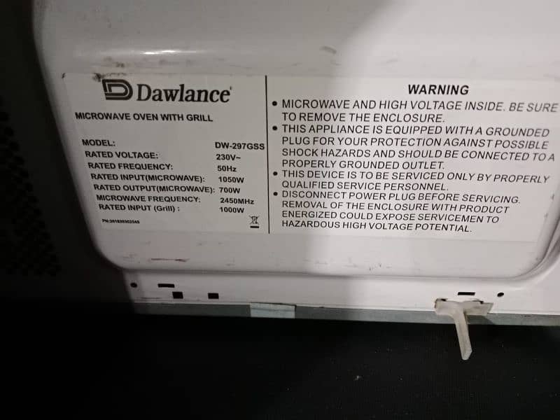 Dawlance oven 6 months used condition 10 out of 9 no repair 5