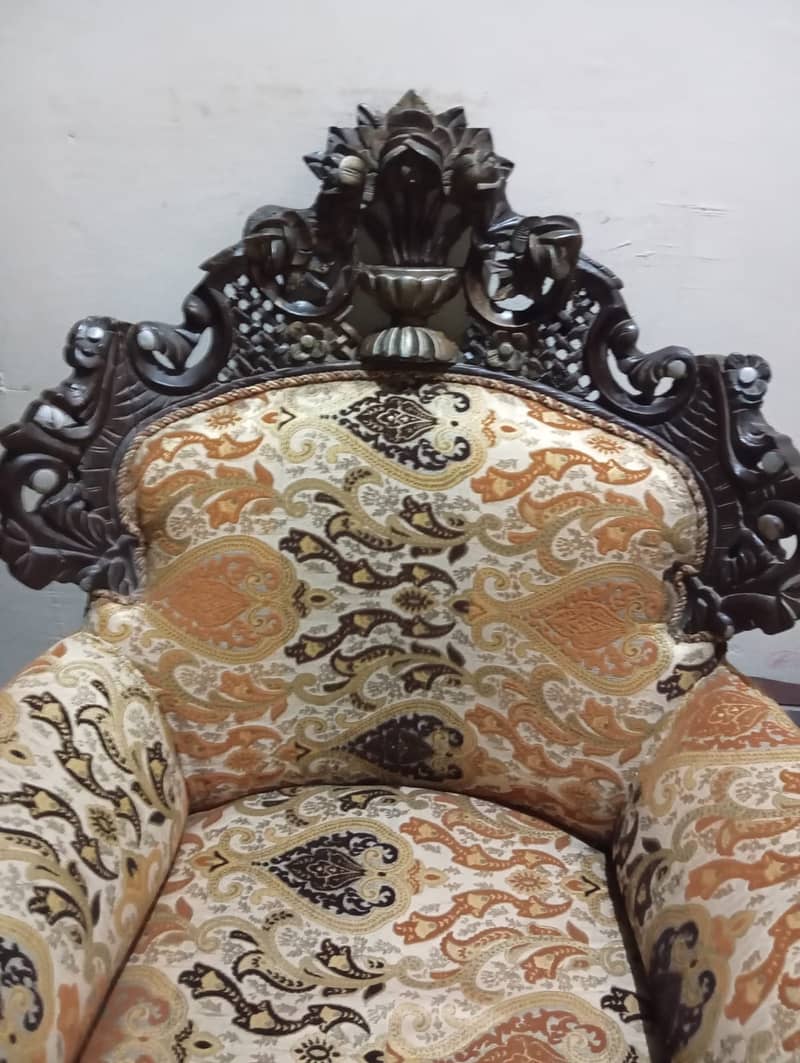 5 seater chinoti sofa (original kaali taali) 3