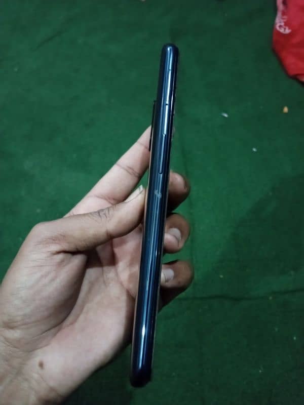 one plus N10 Non PTA  (6)128gb 5