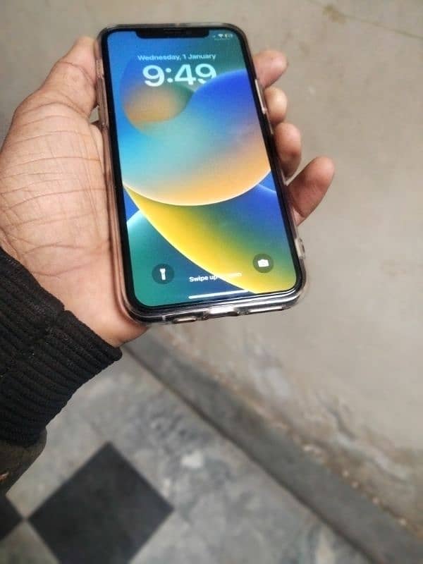 iphone 11 pro 2