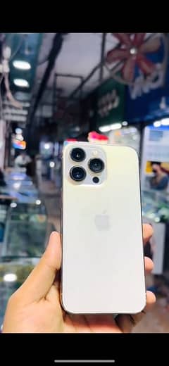 iphone 13 pro max 128gb 10/10 lush condition 85% health 03164294910