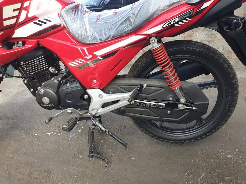 CB HONDA 150F 7