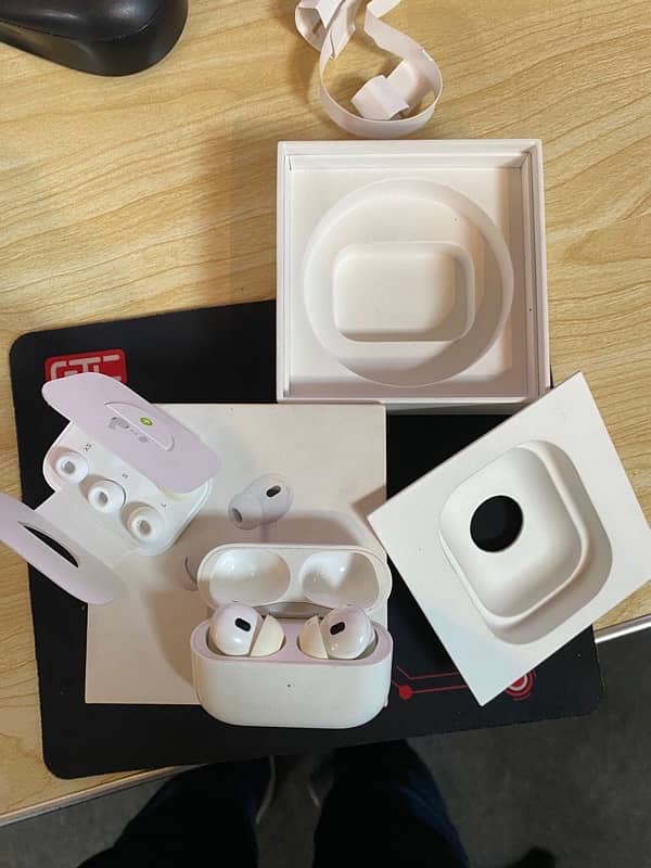 Airpods Pro with Box 3