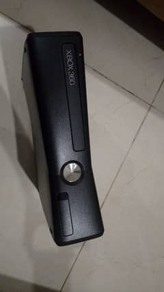 XBOX 360 Slim model