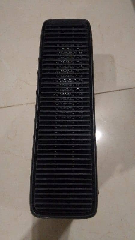 XBOX 360 Slim model 11