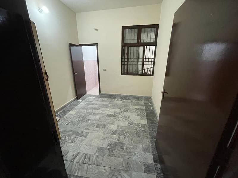 House Of 3 Marla In Ferozepur Road For sale 3