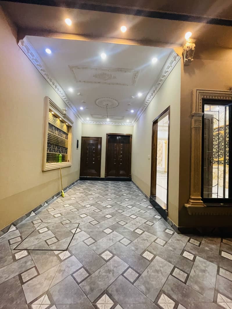 5 Marla Triple Storey Spanish House Is Up For Sale 28