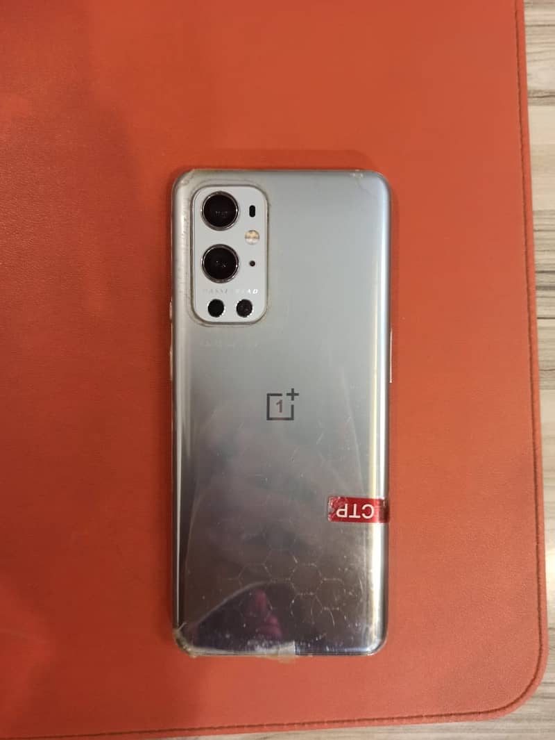 One plus 9pro in very good condition 0