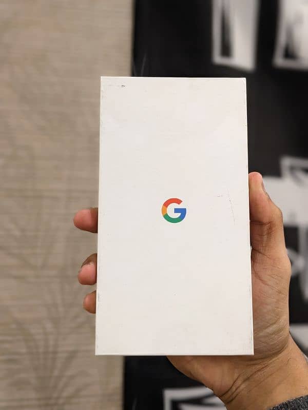 Google Pixel 4 With Box (OEM Unlocked)  • 5.7" • 6/128 • Type C 8