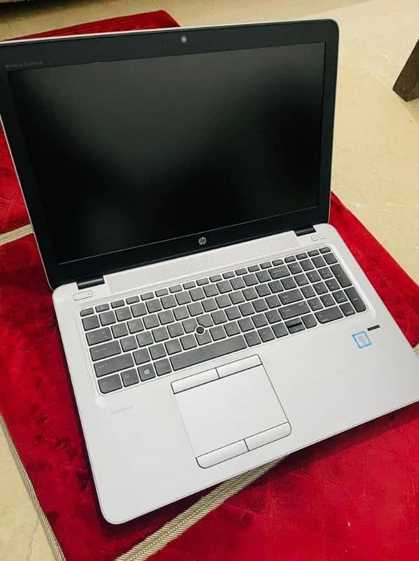 Hp Elitebook 850 G3 I7)6th Gen with 2 Gb dedicated card. 5