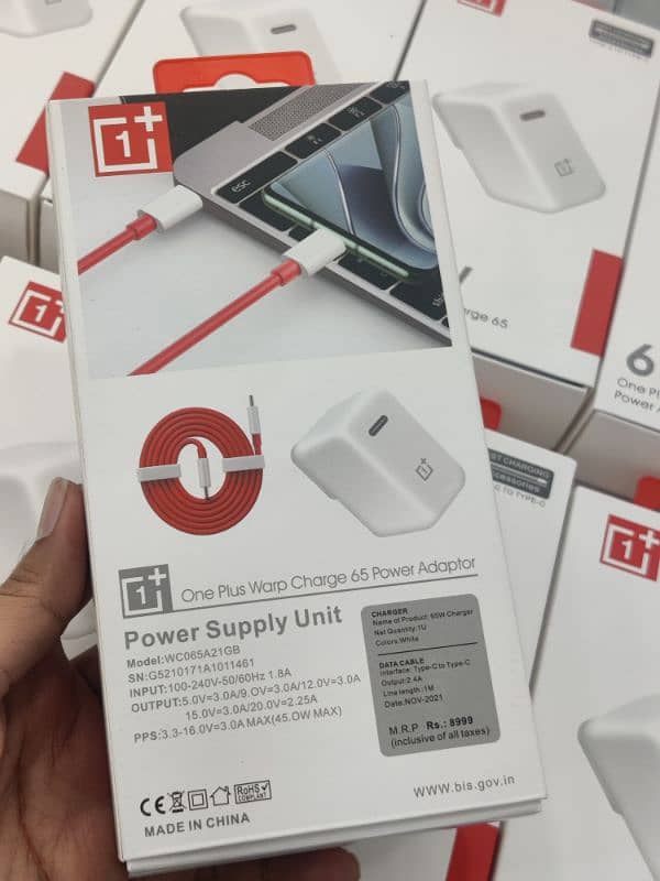 OnePlus 65w charger Dock+cable Warp charging 700 PCs vip price 1