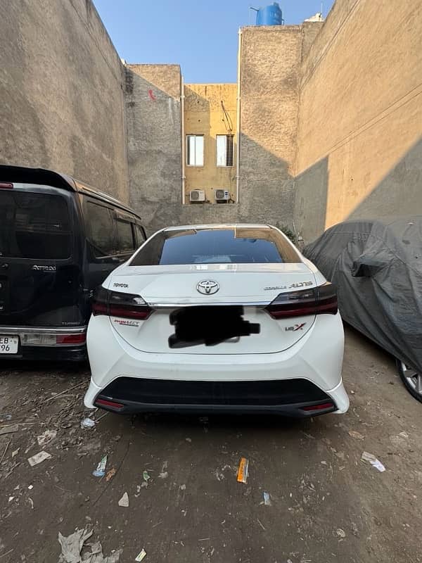 Toyota Corolla Altis 2017 3