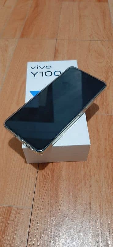 Vivo Y100 in lush Condition With Box charger and warenty. 1