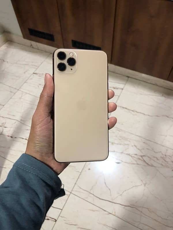 iPhone 11 pro max 6