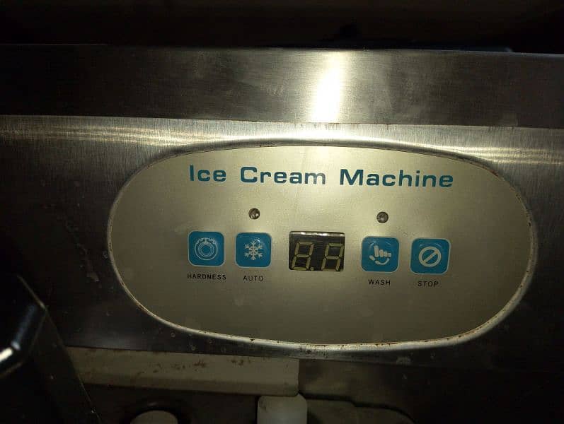 ice cream machine 1