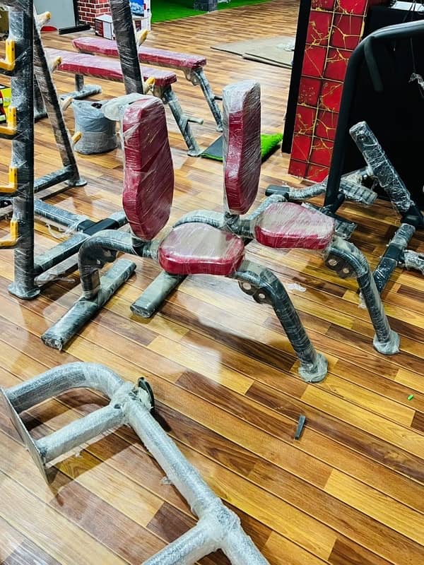 Local gym/gym equipment/gym machines/gym bench/leg press/crossover/ 14