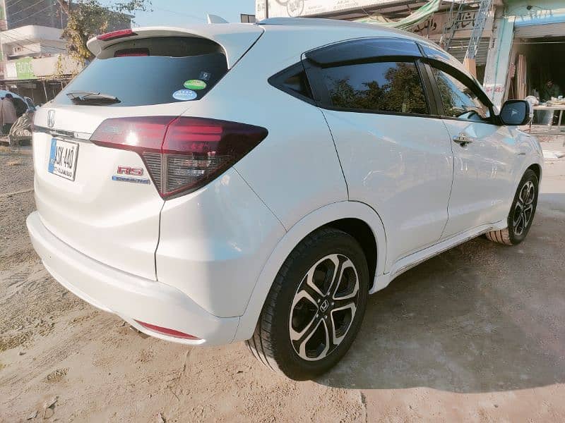 Honda Vezel 2018 6