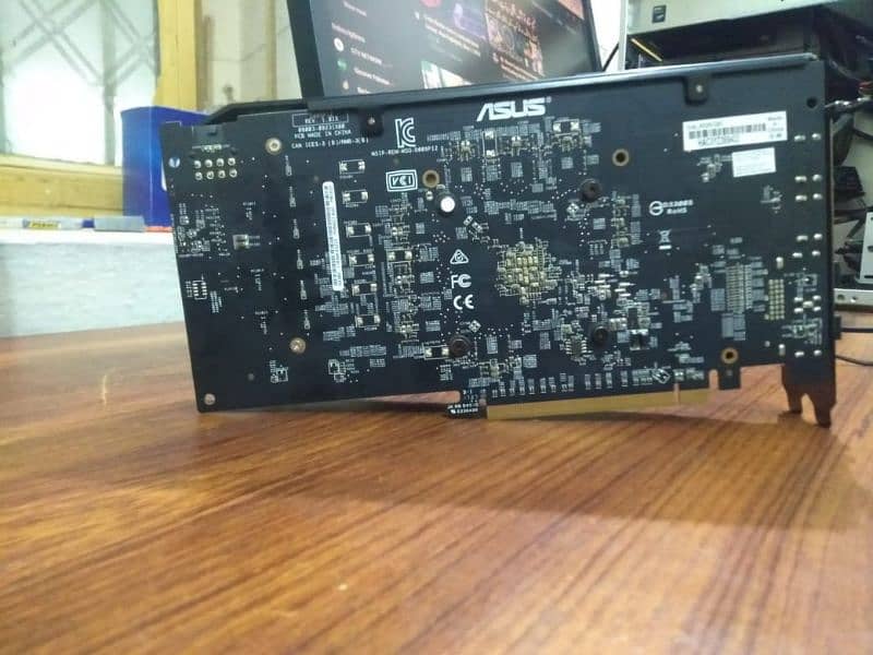 RX 580 ASUS 8GB OC 4