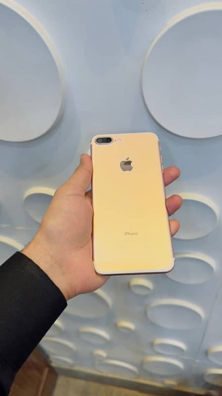 Apple Iphone 7 Plus PTA Approved 128GB 2