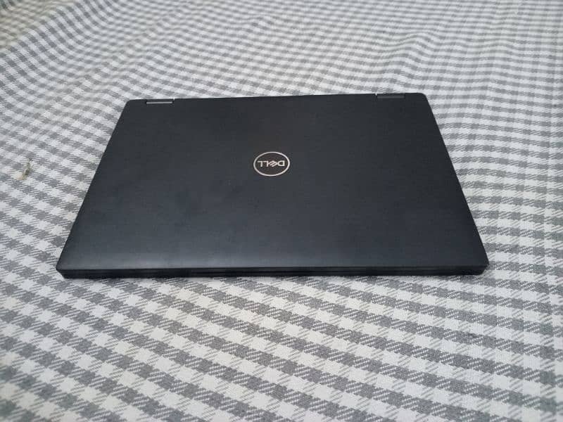 Dell latittude 7390 2 in 1 notebook 1