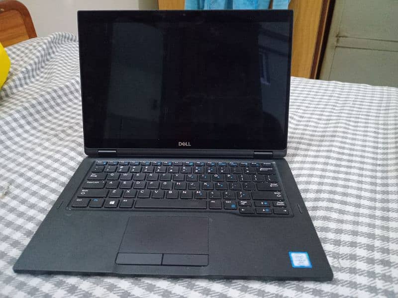 Dell latittude 7390 2 in 1 notebook 4