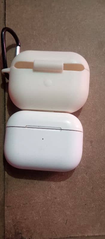 I phone original Airpods pro for sale 3