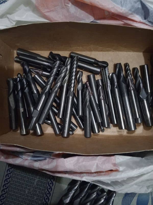 carbide andmil balnos Lot for sale size 1mm to 8mm weight 7kg 6