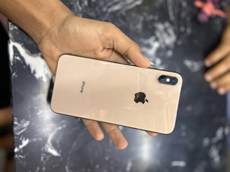 IPhone XS Max non pta Golden colr 64gb btry 81% All ok 1