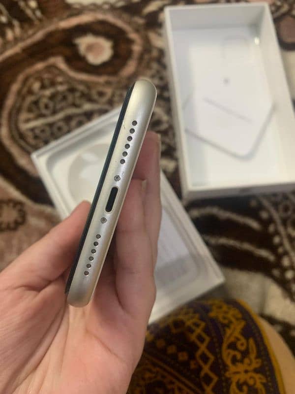 iPhone 11 non pta 3