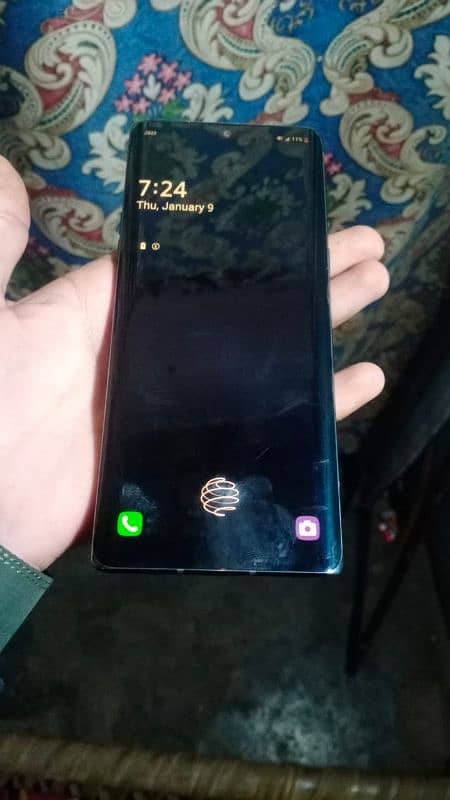 LG Velvet as good as new Only mobile 1