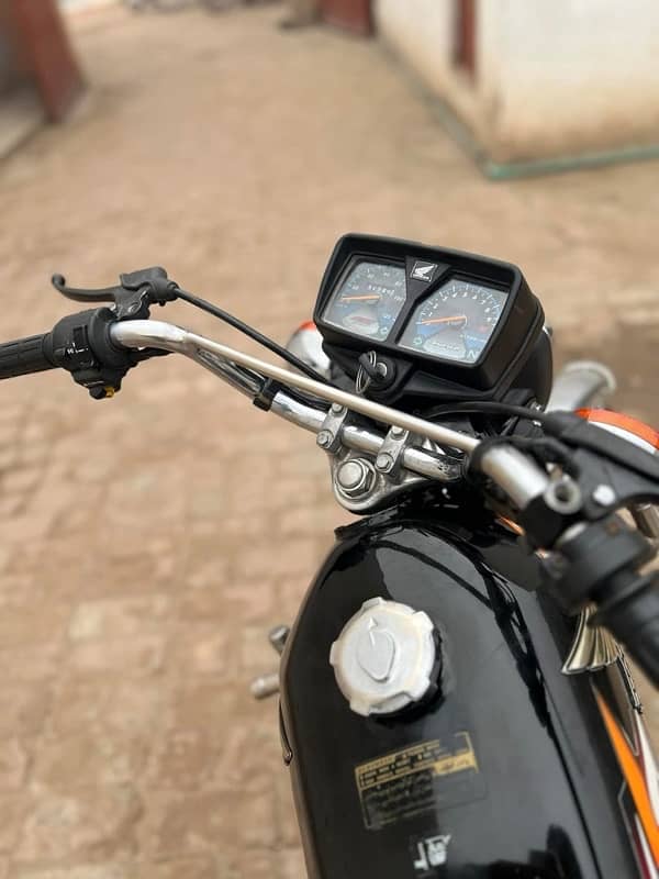 HONDA 125  urgent sel 4