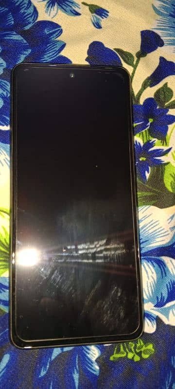 Infinix note 11 pro 8+5 128 for sale. 3