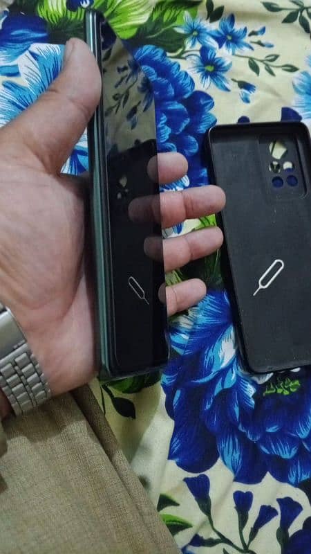 Infinix note 11 pro 8+5 128 for sale. 11