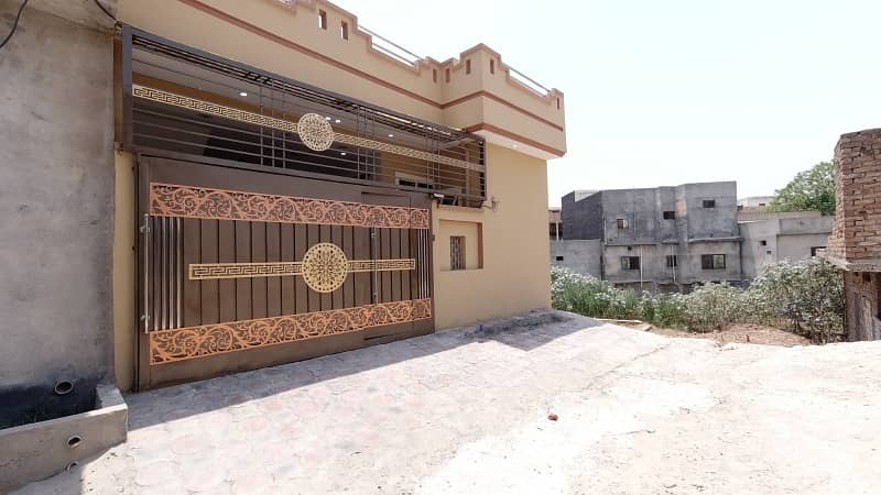 Luxury 5 Marla Furnished House, All Facilities For Sale 2