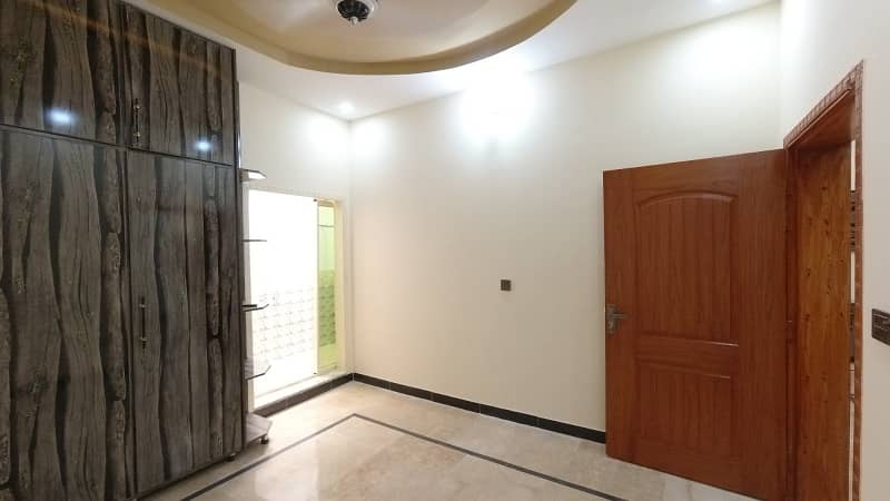 Luxury 5 Marla Furnished House, All Facilities For Sale 21