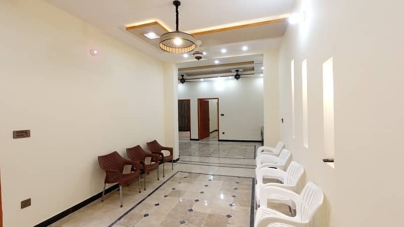 Luxury 5 Marla Furnished House, All Facilities For Sale 32