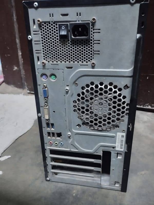 Urgent sale core i3 4th GEN 4