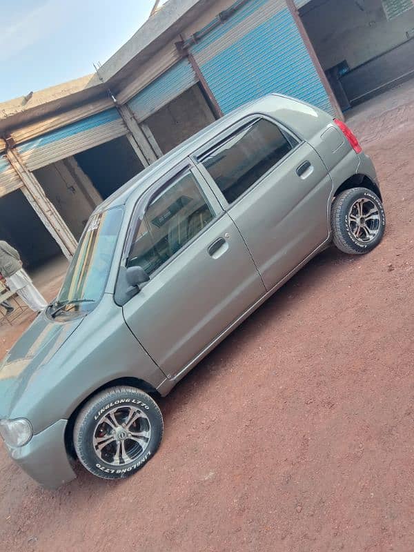 Suzuki Alto 2011 4