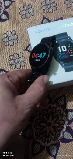 Hi guys iam seal my smart watch Huawei honor watch2 46mm new condition