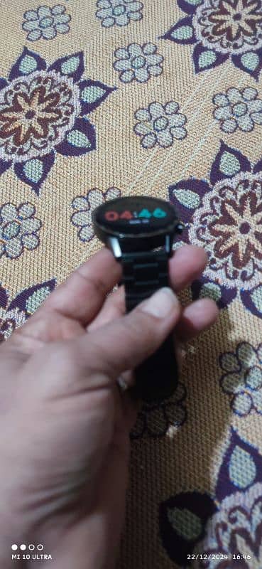 Hi guys iam seal my smart watch Huawei honor watch2 46mm new condition 9