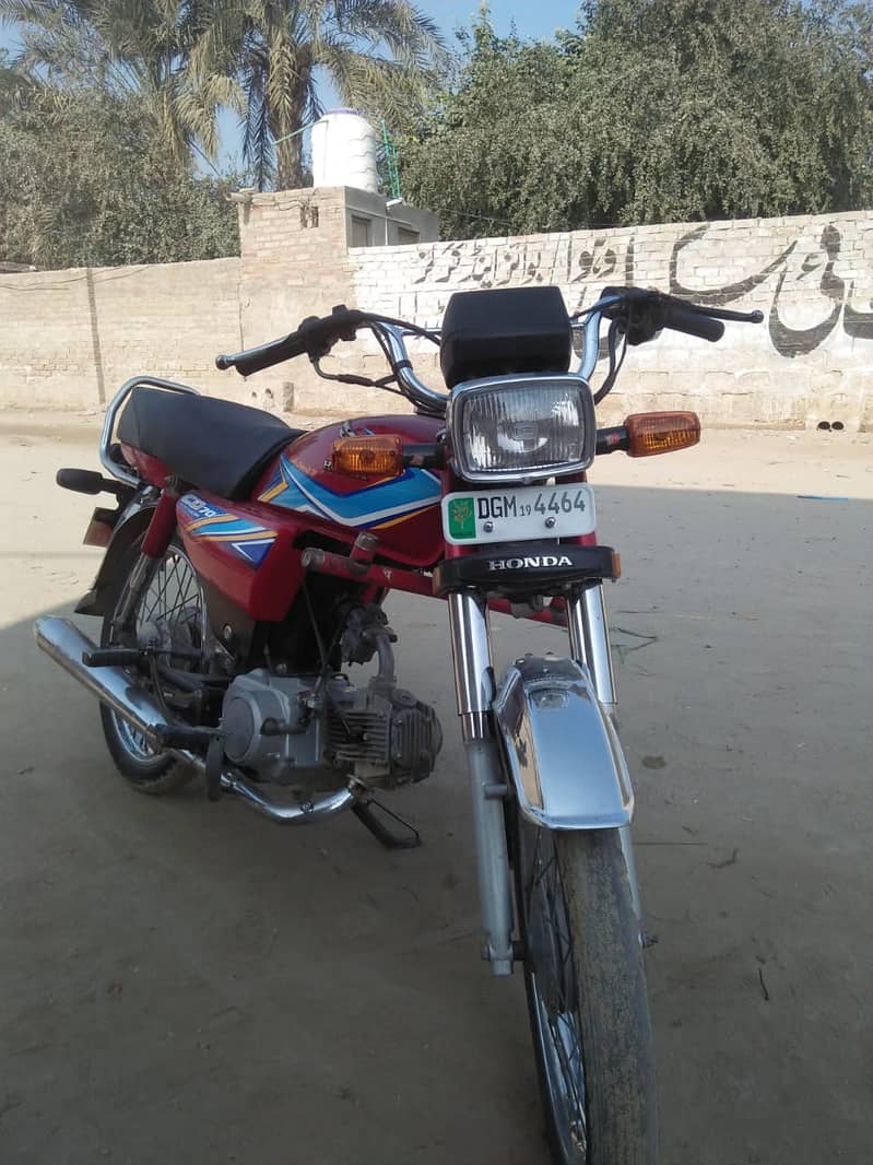 Honda 70,19model . . . for sell only 95000 1