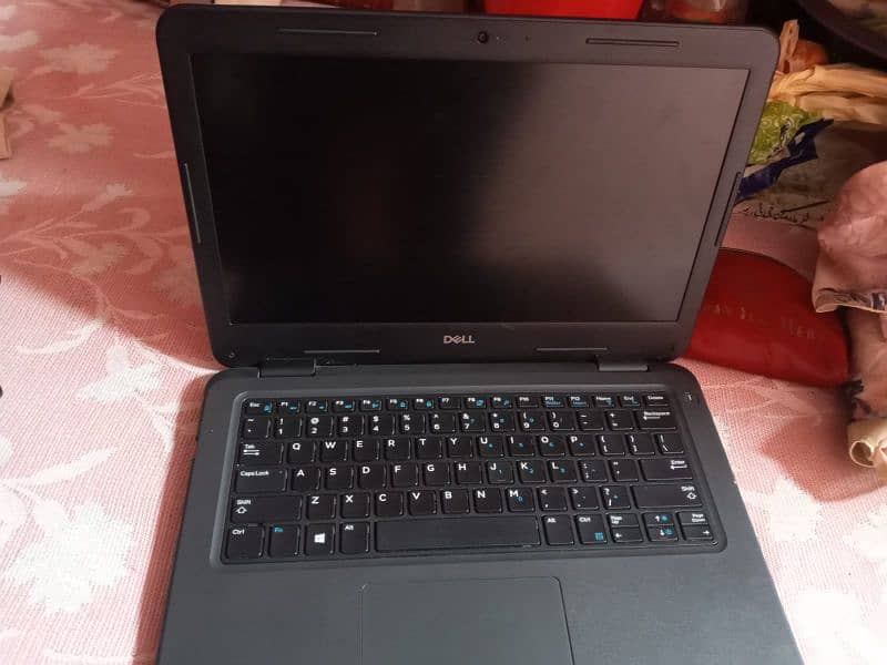 Laptop Core i3 7th generation 3