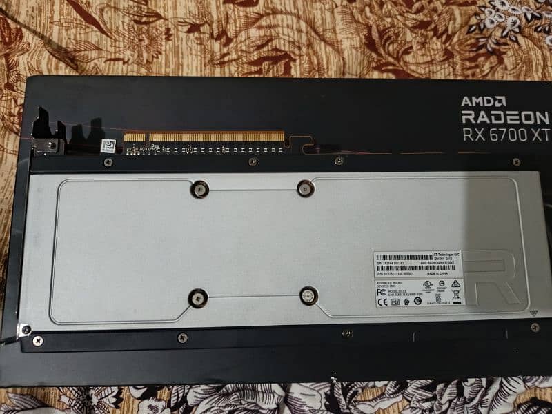 Amd rx6700 xt 12gb founder edition 1