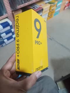 urgent sale realme 9 pro condition 10/8  with box