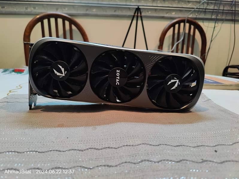 ZOTAC GAMING GeForce RTX 4070 Trinity 6