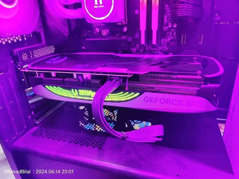 ZOTAC GAMING GeForce RTX 4070 Trinity 9