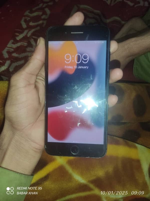 iPhone 7plus 128gb pta approved condition 9/10 4